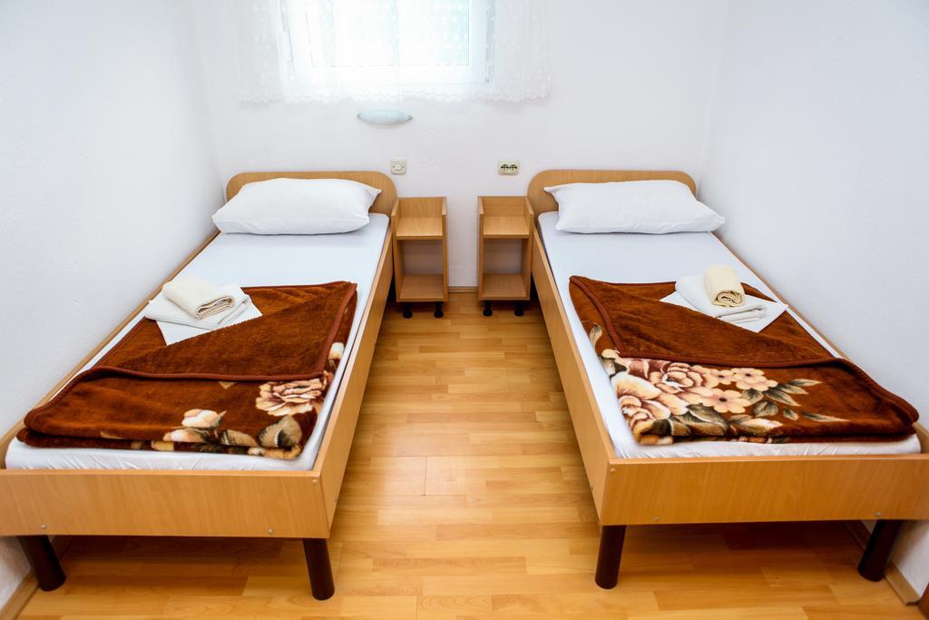 Ana Stjepan Nikolic - Pilgrim'S 2Nd Home Međugorje Kamer foto